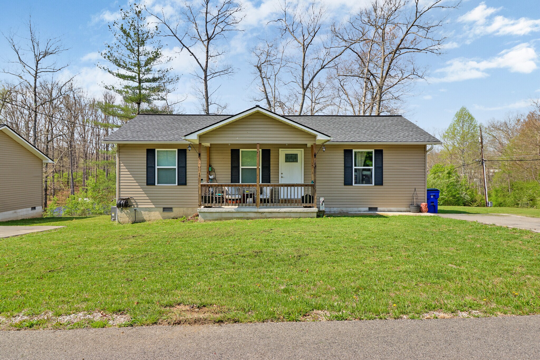 10 Anthony St, Crossville, TN for sale Primary Photo- Image 1 of 1