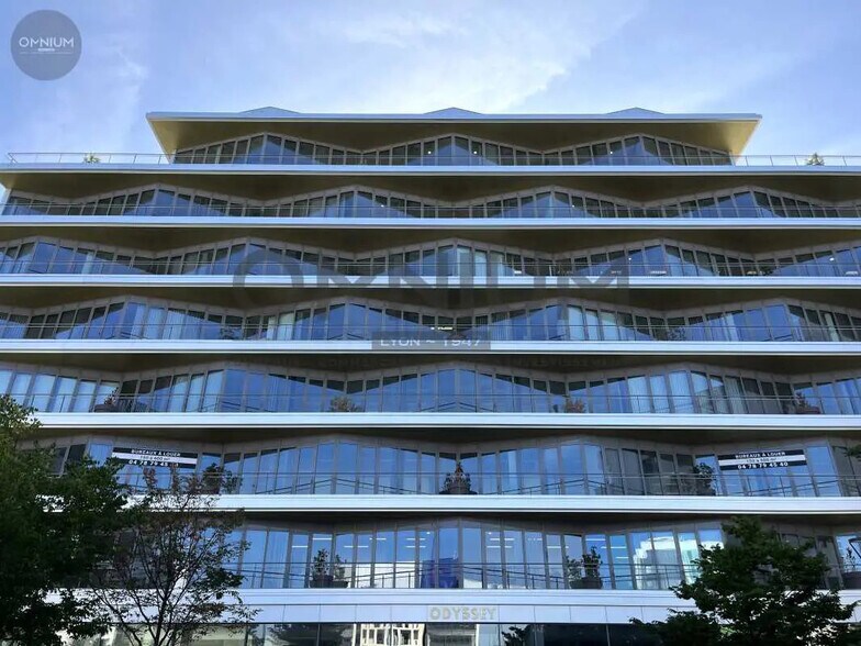 Office in Vénissieux to rent - Building Photo - Image 1 of 1