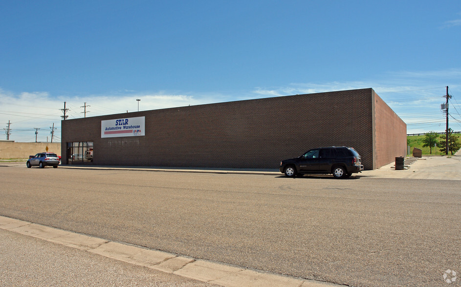 1803 Avenue F, Lubbock, TX for sale - Primary Photo - Image 1 of 2