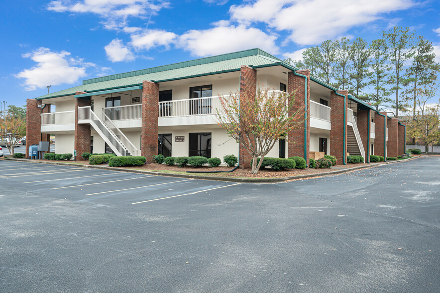 1572 Montgomery Hwy, Birmingham, AL for rent - Building Photo - Image 1 of 22