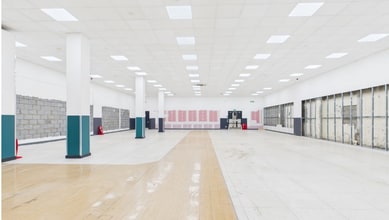 2 Thunderton Pl, Elgin to rent Interior Photo- Image 1 of 5