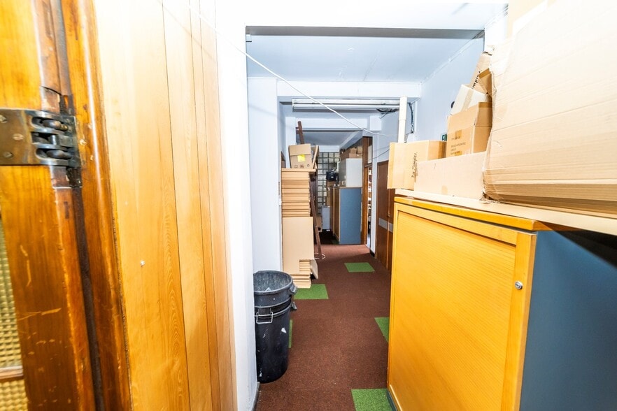 41 Forest Rd, Leicester to rent - Interior Photo - Image 3 of 86