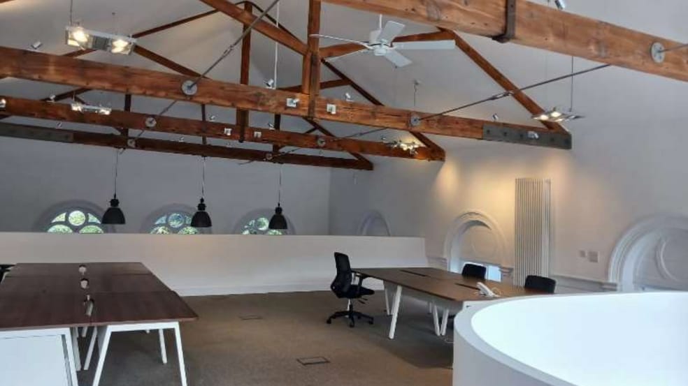 Mint St, Godalming to rent - Interior Photo - Image 3 of 4