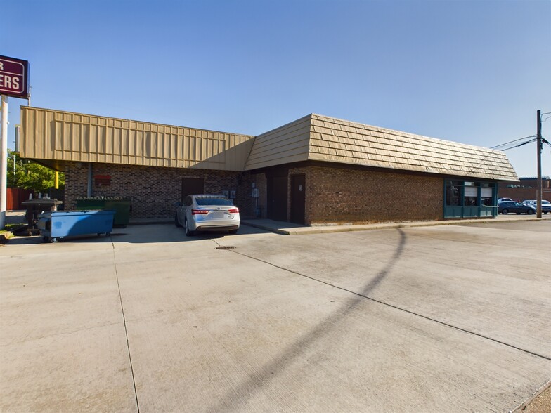 2138 S Mannheim Rd, Westchester, IL for sale - Building Photo - Image 3 of 25