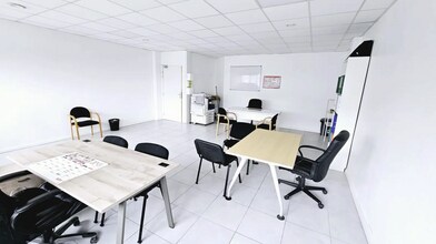 12 Avenue De L'Europe, Villiers-le-Bel to rent Interior Photo- Image 1 of 3