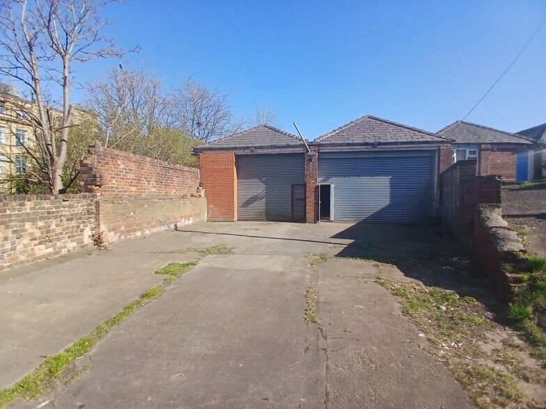 Bryer St, Dewsbury to rent - Building Photo - Image 3 of 3