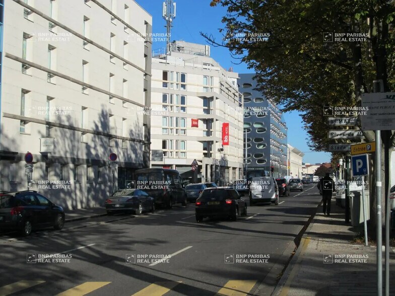 Office in Nancy to rent - Primary Photo - Image 2 of 11