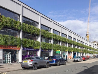 More details for 33 Croydon Rd, Caterham - Retail for Rent