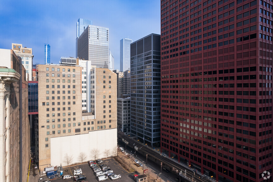 55 E Jackson Blvd, Chicago, IL for rent - Building Photo - Image 1 of 14