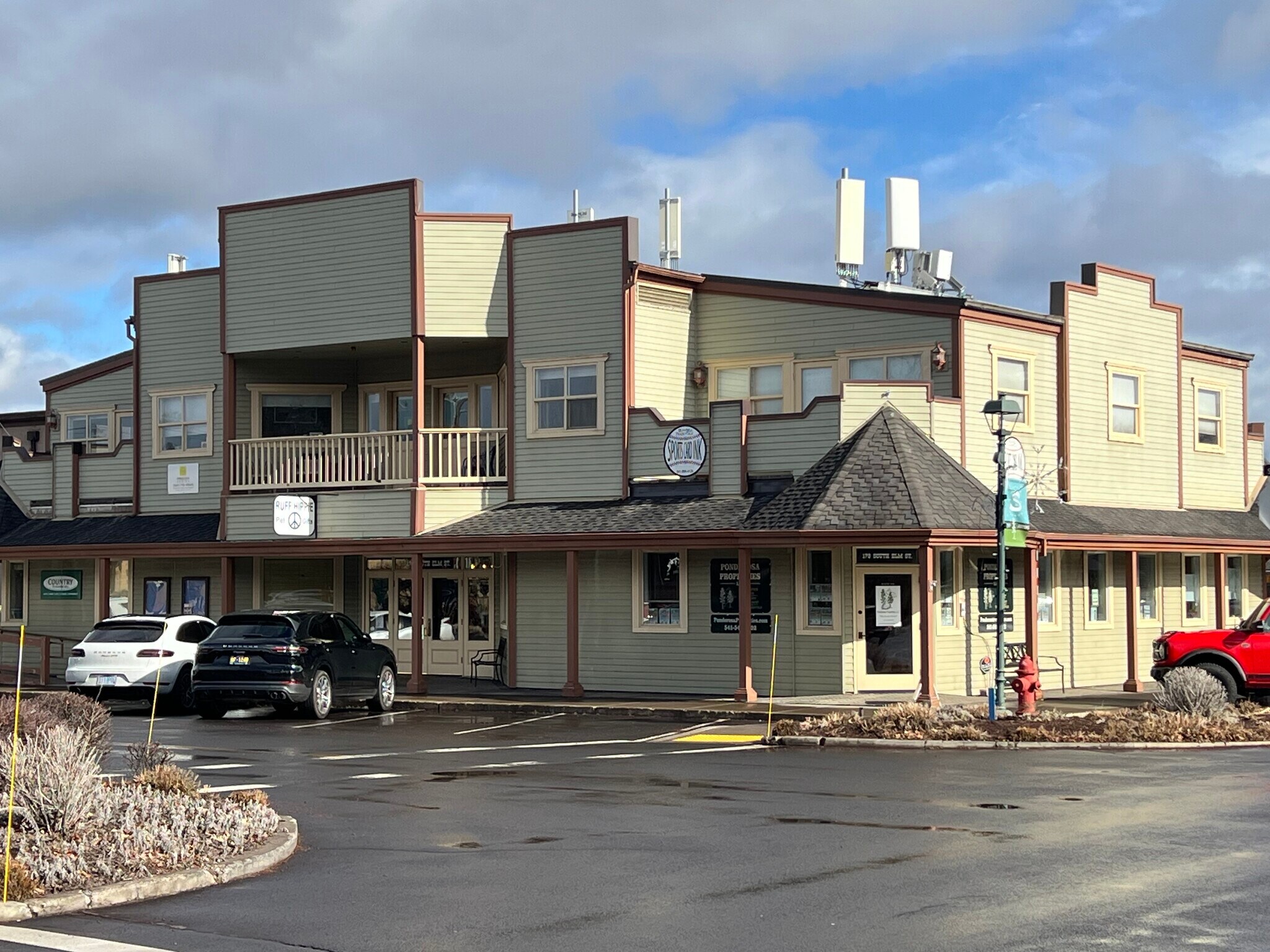 178 S Elm St, Sisters, OR for sale Building Photo- Image 1 of 1