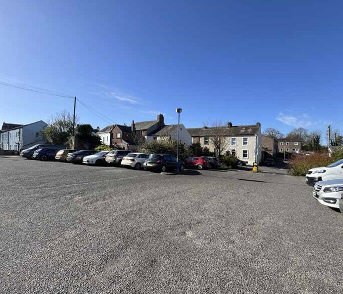 5 Market Pl, Wigton to rent - Building Photo - Image 2 of 3