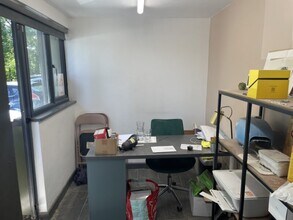 Tape Ln, Honiton to rent Interior Photo- Image 2 of 2