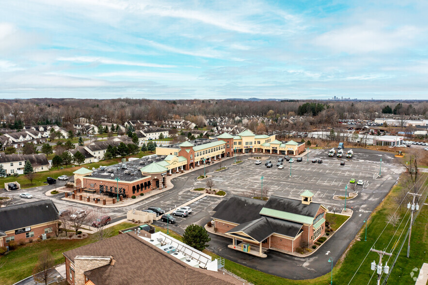 803-809 Ridge Rd, Webster, NY for rent - Building Photo - Image 3 of 6