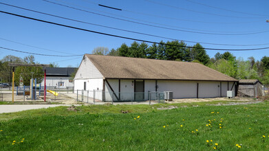 2626 Brown Ave, Manchester, NH for rent Building Photo- Image 1 of 10