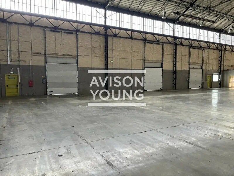Light Industrial in Saint-Ouen-sur-Seine to rent Building Photo- Image 1 of 9