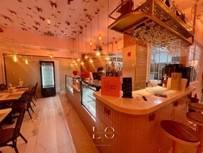 Retail in Majadahonda, Madrid to rent Interior Photo- Image 1 of 17