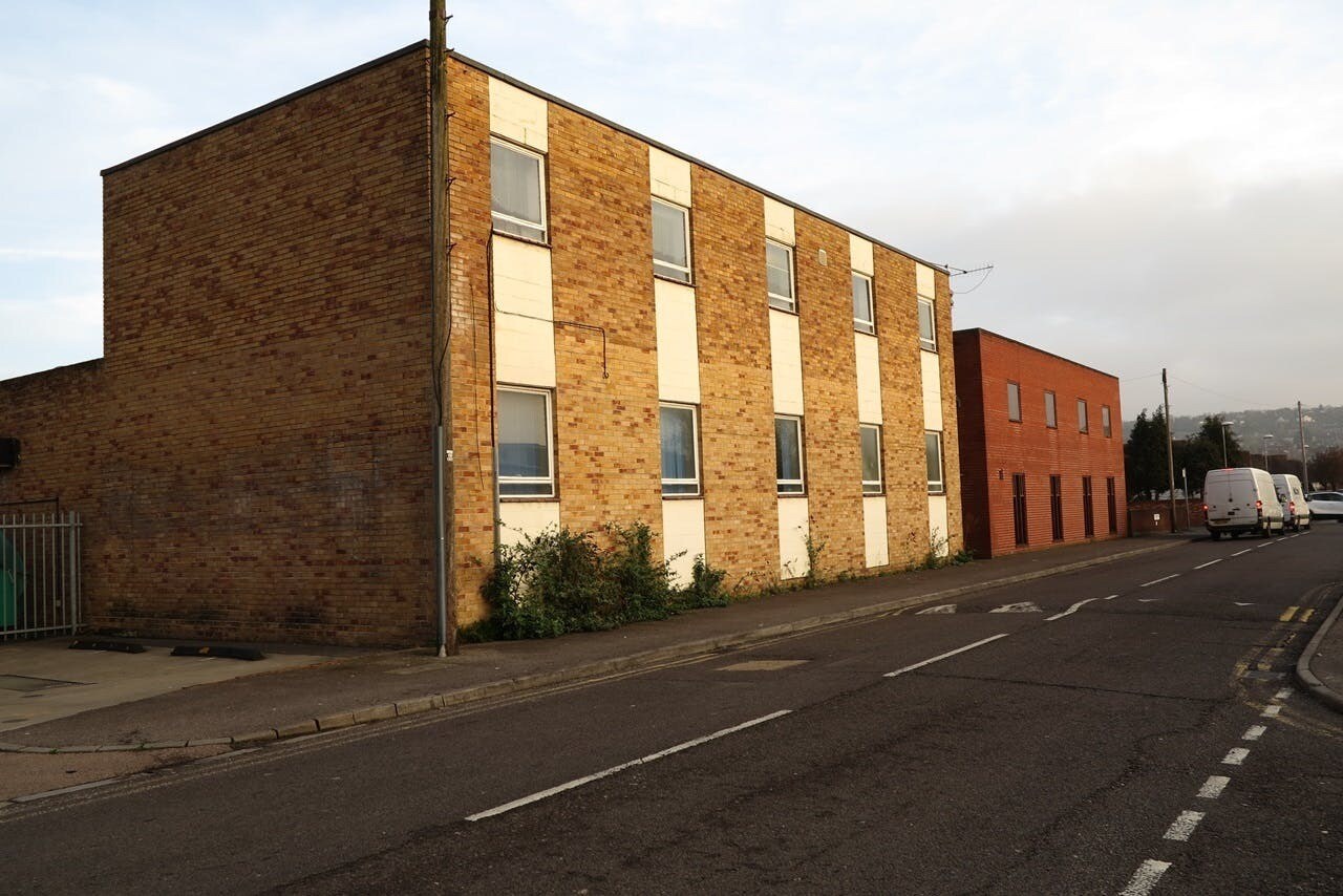 Grove Rd, Portsmouth for sale Building Photo- Image 1 of 1