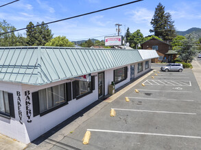 200-204 NW 4th St, Grants Pass, OR for sale Building Photo- Image 1 of 57