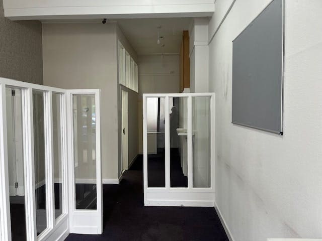 25 Sinclair Dr, Glasgow to rent - Building Photo - Image 3 of 10