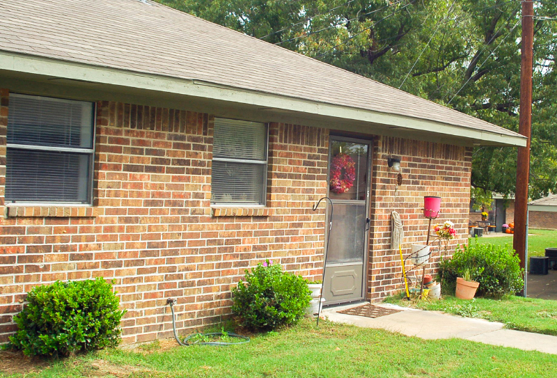 600 Woodlawn St, Sulphur Springs, TX for sale - Building Photo - Image 2 of 3