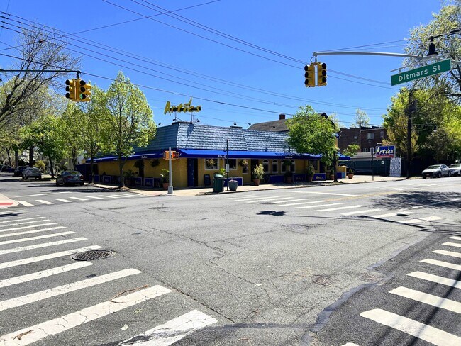 More details for 390 City Island Ave, Bronx, NY - Retail to Rent