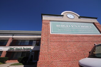 8601-8615 Ridgely's Choice Dr, Baltimore, MD for rent Building Photo- Image 1 of 23