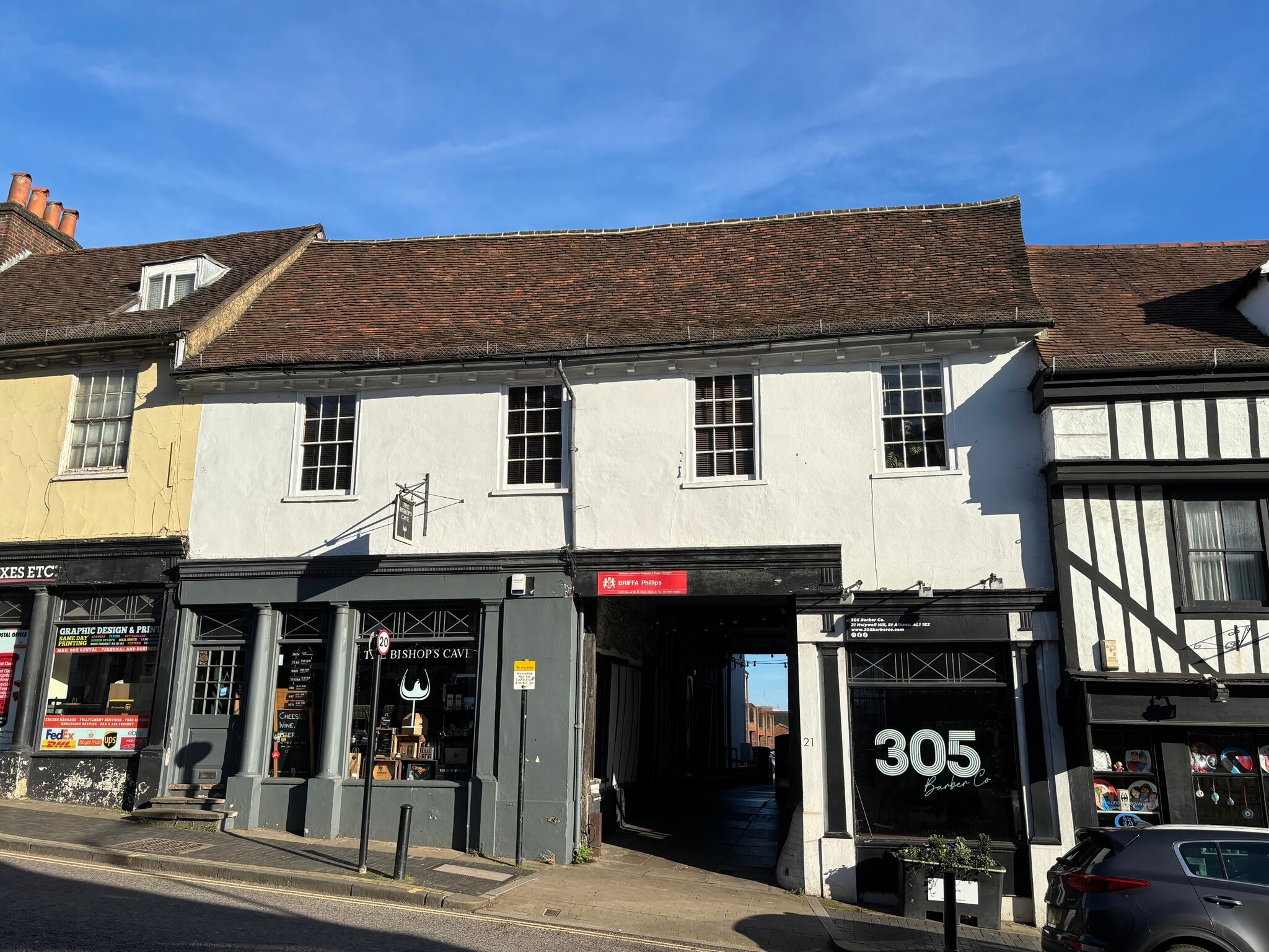 19 Holywell Hl, St Albans to rent Building Photo- Image 1 of 8