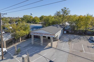 5715 Azle Ave, Fort Worth, TX for rent Building Photo- Image 2 of 42