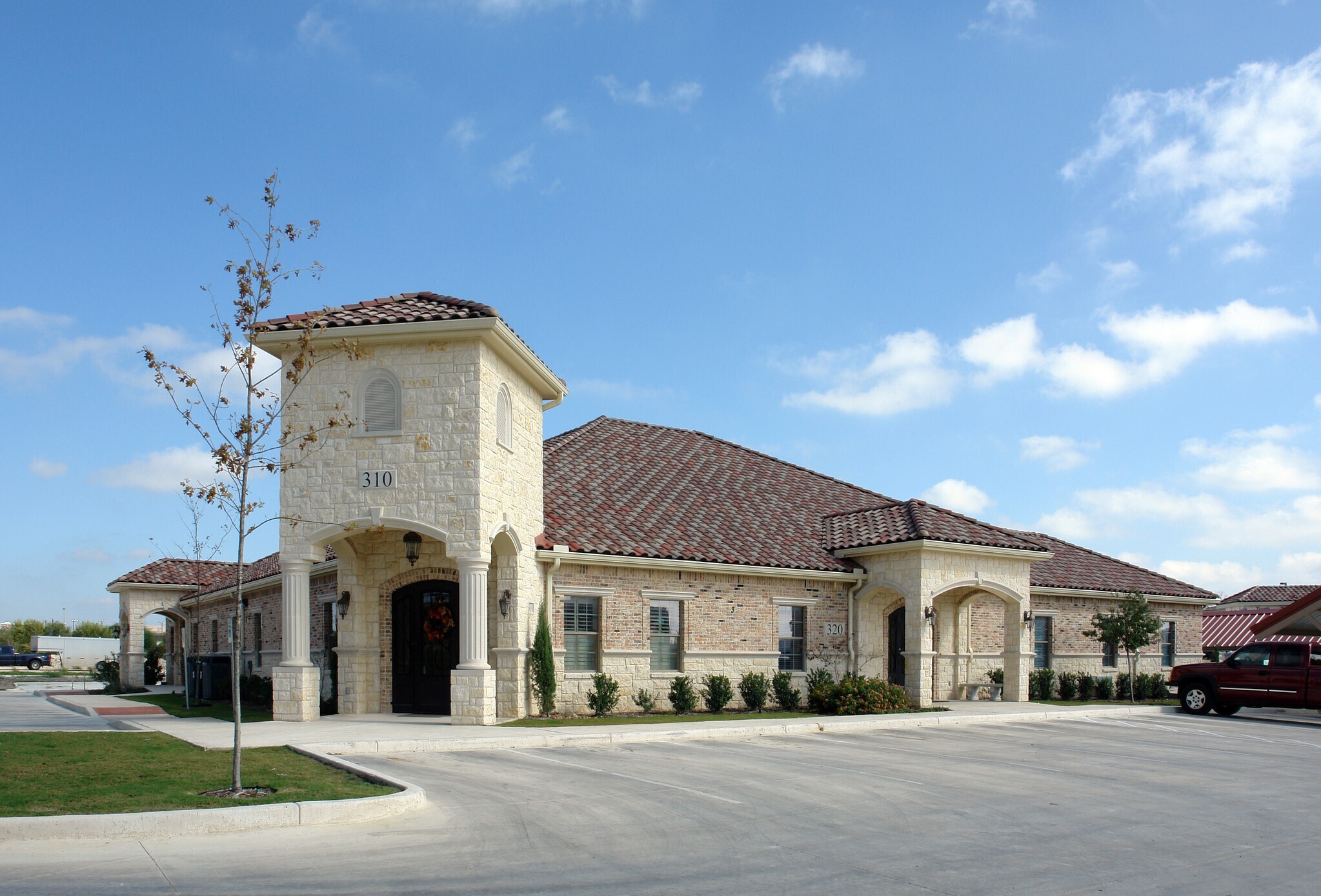 9480-3 Huebner Rd, San Antonio, TX for rent Building Photo- Image 1 of 7