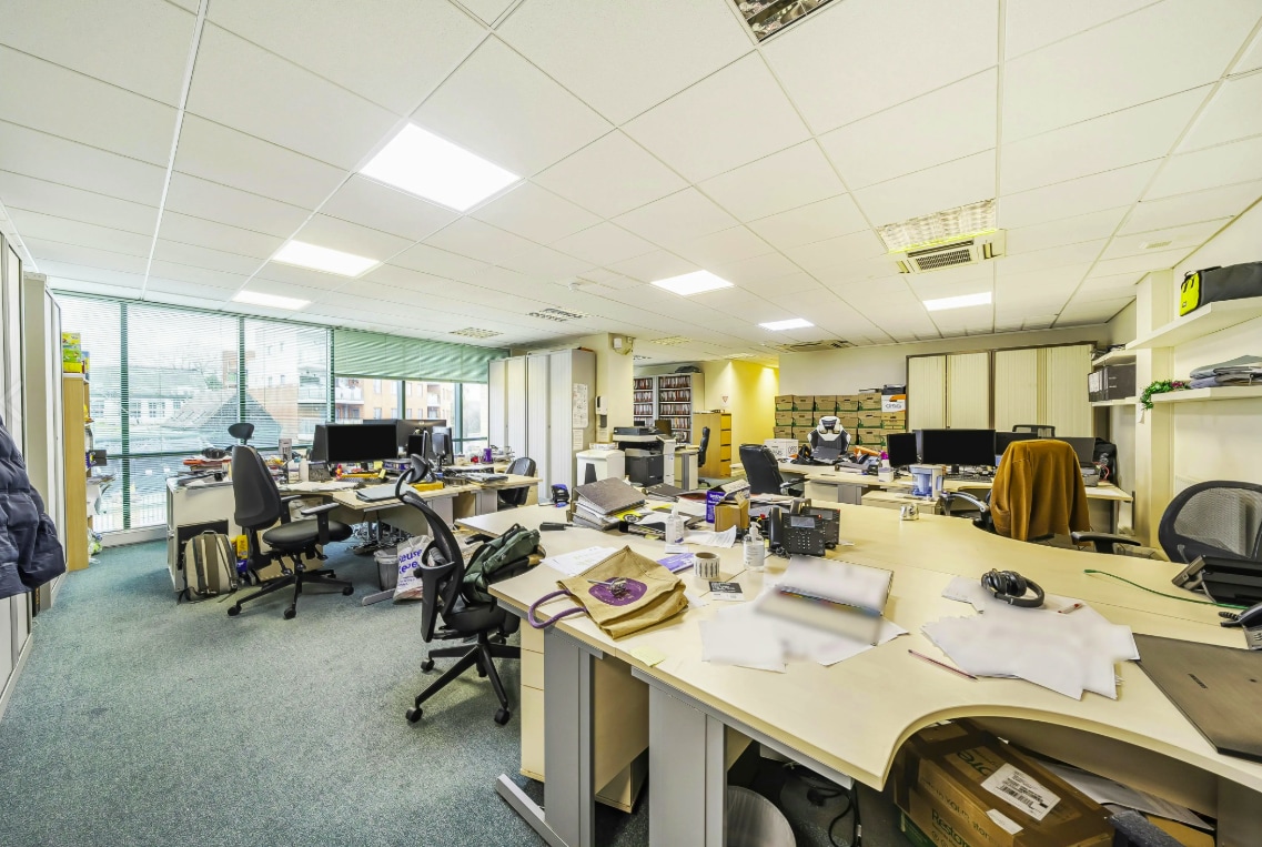 Marlborough Hl, Harrow to rent Building Photo- Image 1 of 5