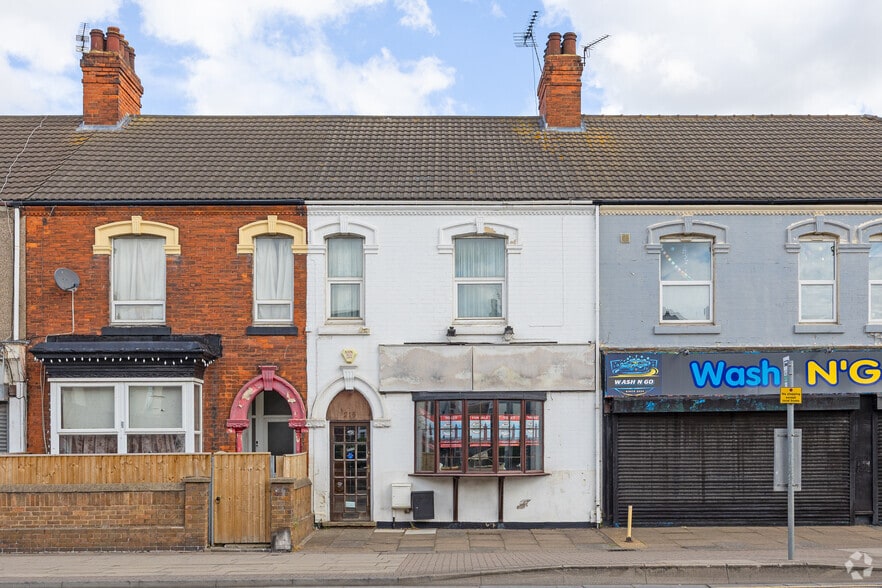 215 Grimsby Rd, Cleethorpes for sale - Building Photo - Image 3 of 4