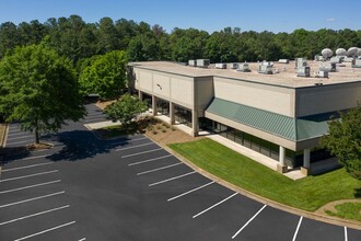 3871 Lakefield Dr, Suwanee, GA for rent Building Photo- Image 1 of 5