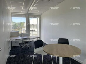 Office in Ventabren to rent Interior Photo- Image 1 of 6