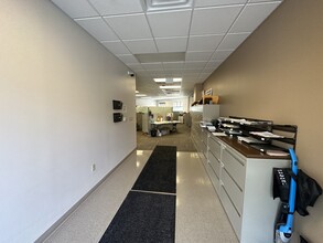 2000 Park Place Dr, Washington, PA for rent Building Photo- Image 1 of 7