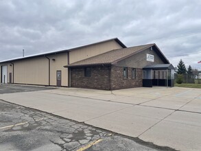 6135 King Rd, Marine City, MI for rent Building Photo- Image 1 of 16