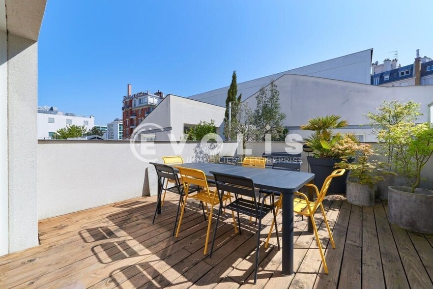 Office in Malakoff to rent - Building Photo - Image 2 of 12