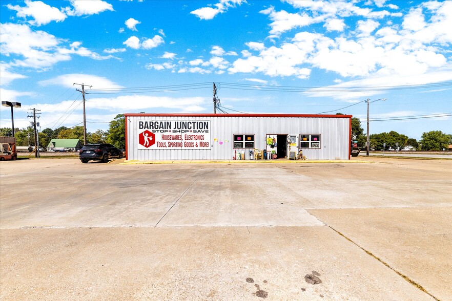 154 NE Elm St, Billings, MO for sale - Building Photo - Image 1 of 1