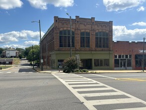 200 Battle St W, Talladega, AL for rent Building Photo- Image 1 of 5