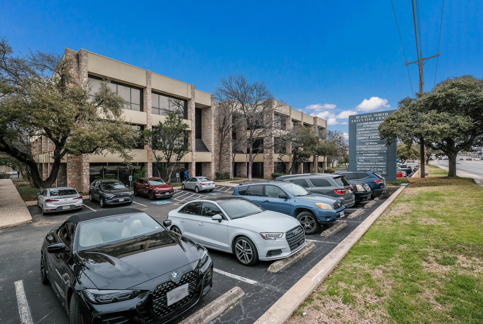 12042 Blanco Rd, San Antonio, TX to rent Building Photo- Image 1 of 9