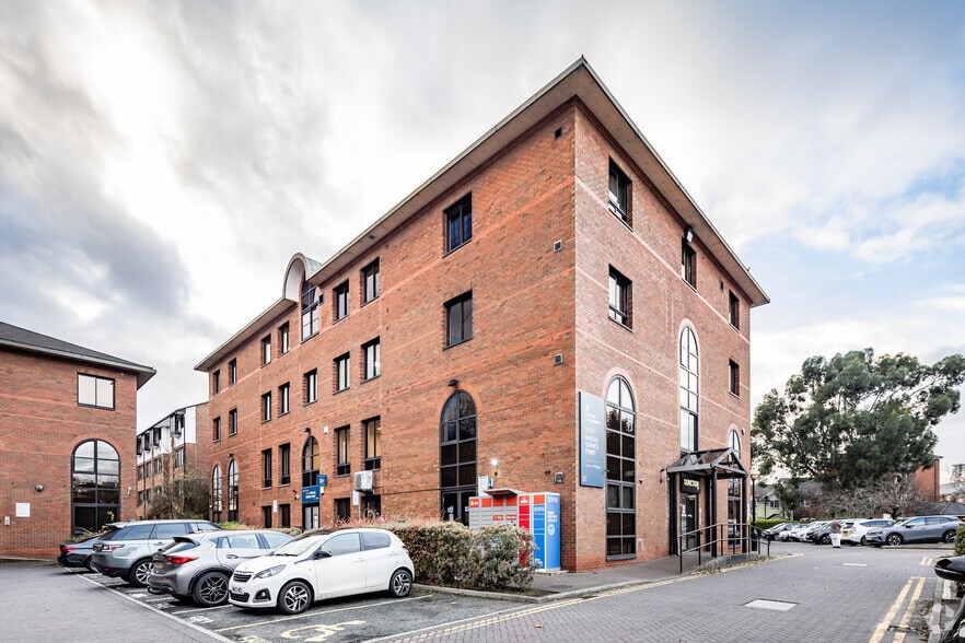 Merchants Quay, Salford to rent - Building Photo - Image 2 of 2