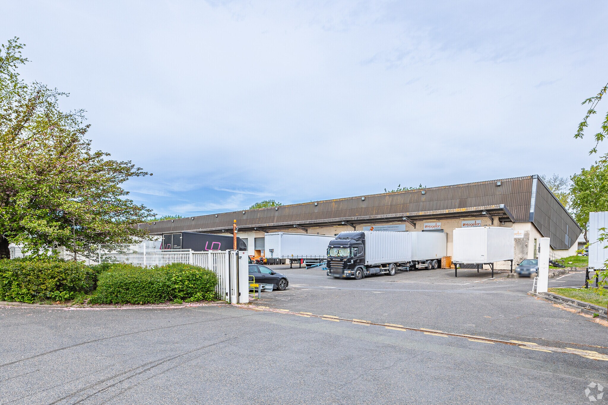 49 Route Principale Du Port, Gennevilliers to rent Primary Photo- Image 1 of 4