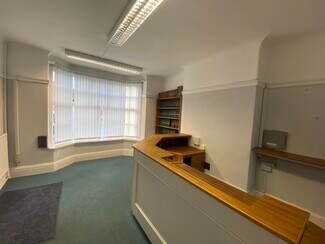 More details for 102 Whitby Rd, Ellesmere Port - Office for Rent