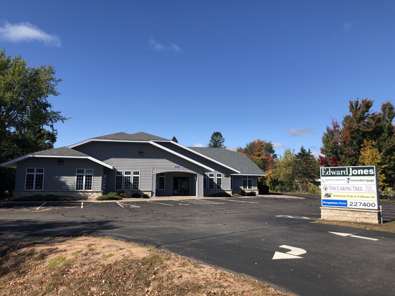 227400 Rib Mountain Dr, Wausau, WI for sale - Building Photo - Image 1 of 1