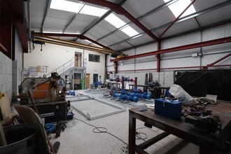 Scarne Industrial Estate, Launceston to rent Interior Photo- Image 2 of 2