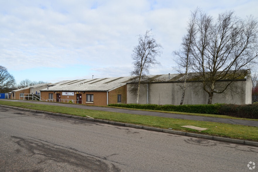 17-19 Tamfourhill Ave, Falkirk for sale - Primary Photo - Image 1 of 1