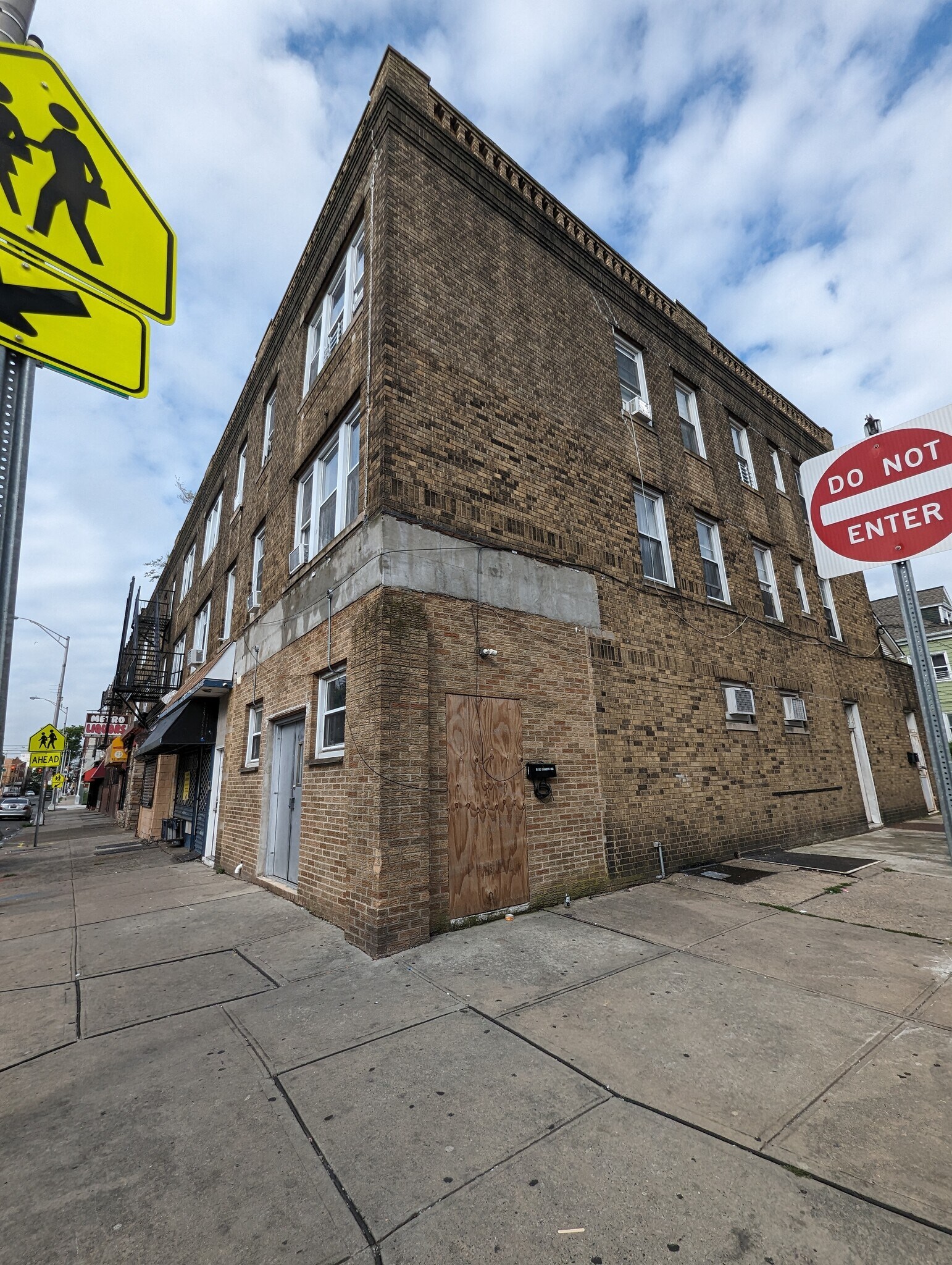 75 Martin Luther King Jr Dr, Jersey City, NJ for sale Building Photo- Image 1 of 1