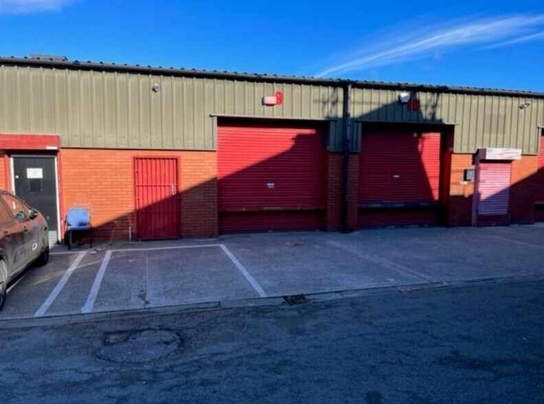 Pennant St, Oldham OL1 3NP UK