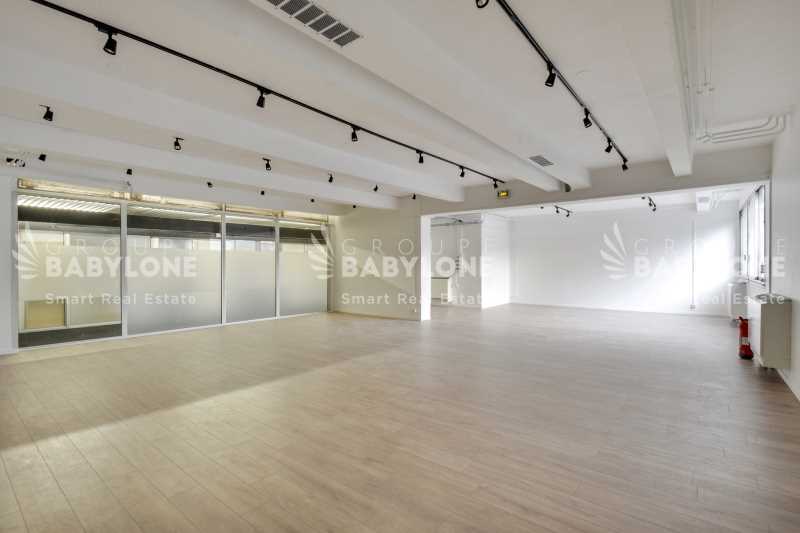 Office in Paris for sale - Interior Photo - Image 2 of 10