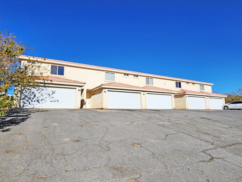1050 E Bourbon St, Pahrump, NV for sale - Building Photo - Image 1 of 1