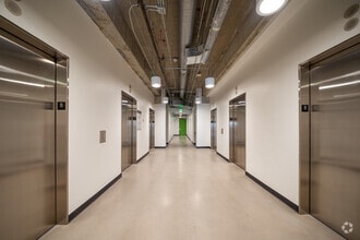 201 Third St, San Francisco, CA to rent Interior Photo- Image 2 of 11